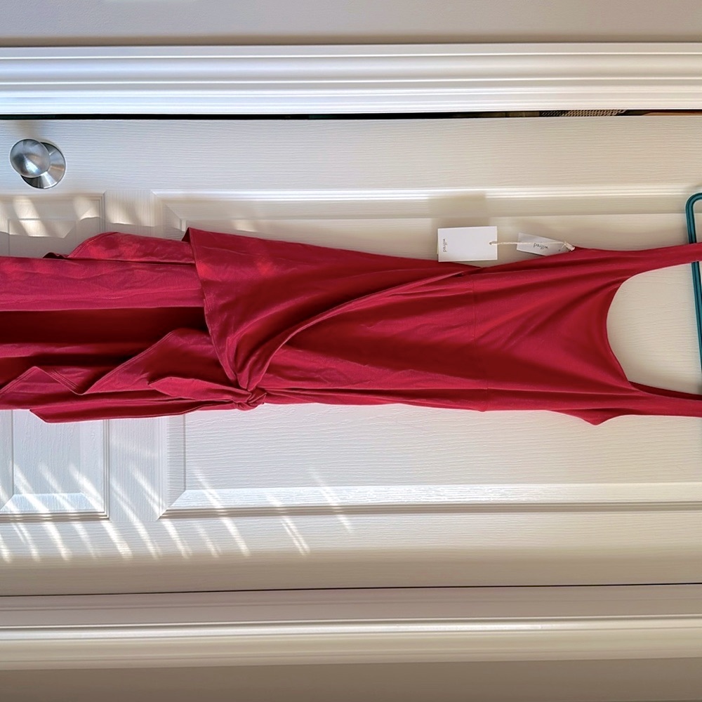 NWT Wilfred Saturn Mini Dress in Rosy Red